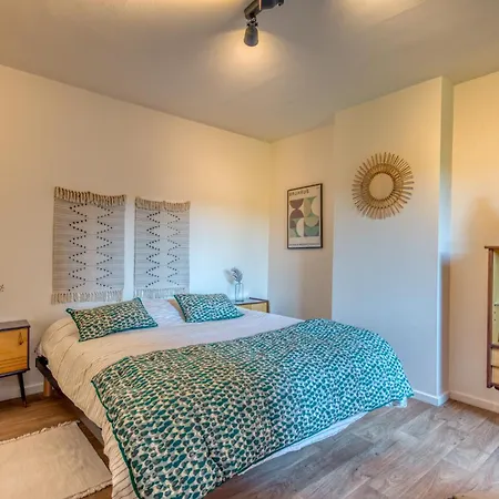 Belle Maison Bourgeoise Partagee De 4 * Liege