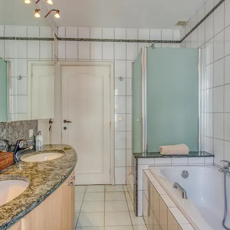 Bed & Breakfast Belle Maison Bourgeoise Partagee De 4 Liege