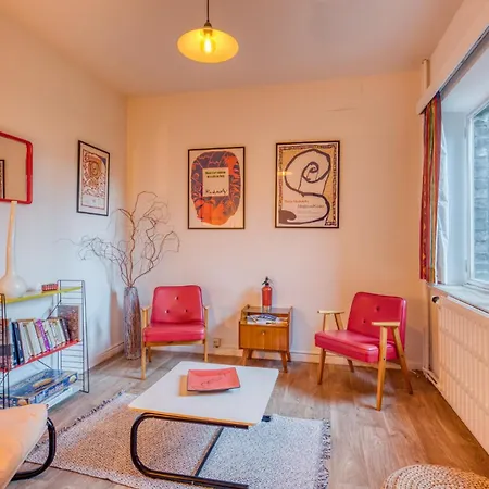 Belle Maison Bourgeoise Partagee De 4 Bed & Breakfast