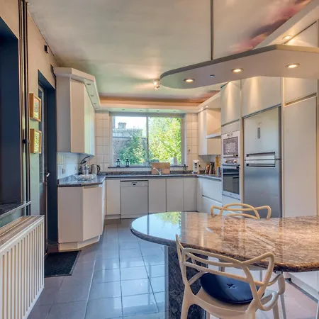 Belle Maison Bourgeoise Partagee De 4